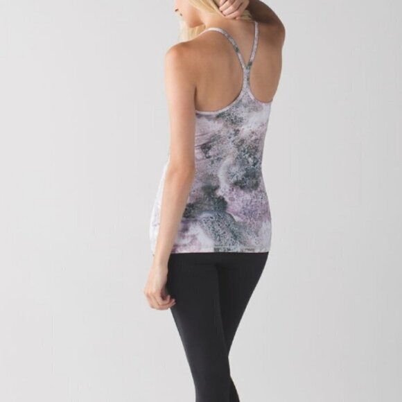 Lululemon Power y Tank - Picture 4 of 9